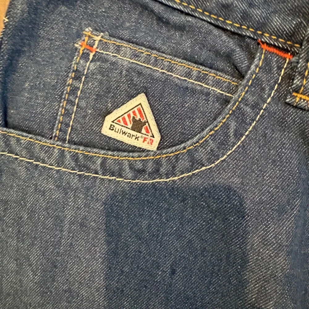 NWT Bulwark FR Flame Resistant Jeans 36x30 Relaxed Fit CAT2 Arc Rated 9 cal 2112